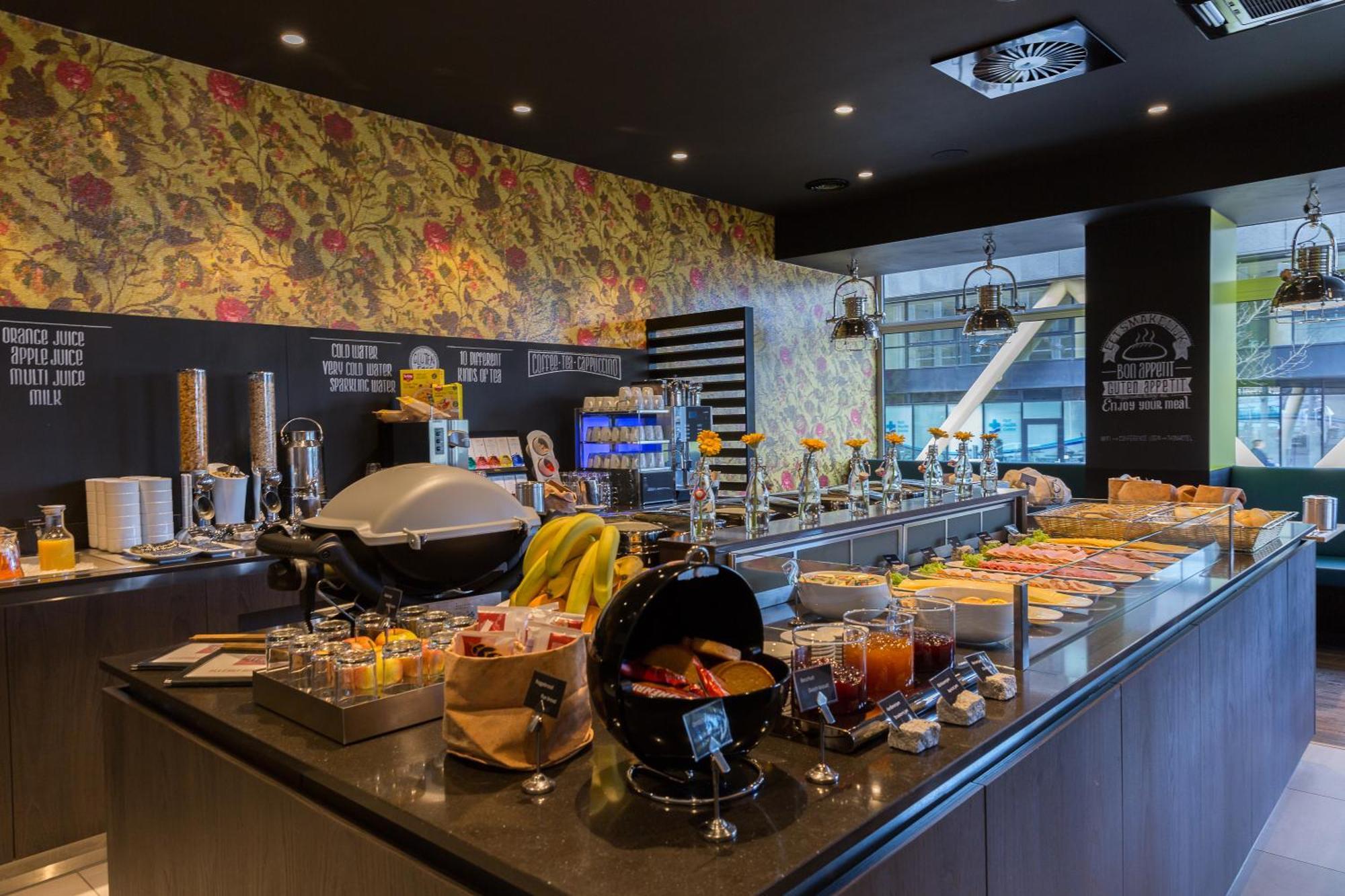 Thon Hotel Rotterdam City Centre Exterior foto